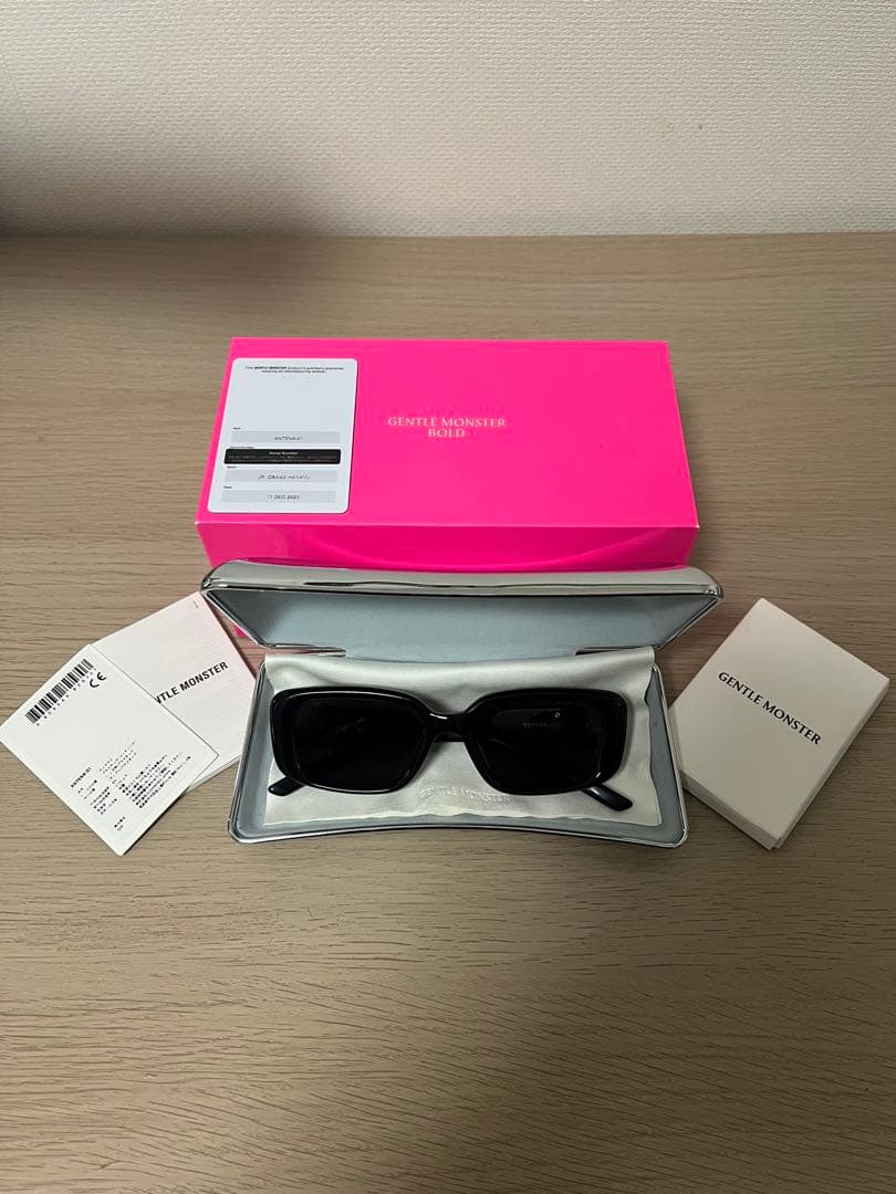 GENTLE MONSTER BOLD ANTENA-01 サングラス Gentle Monster レディース アンテナ 01サングラス の ブラック | LN-CC®