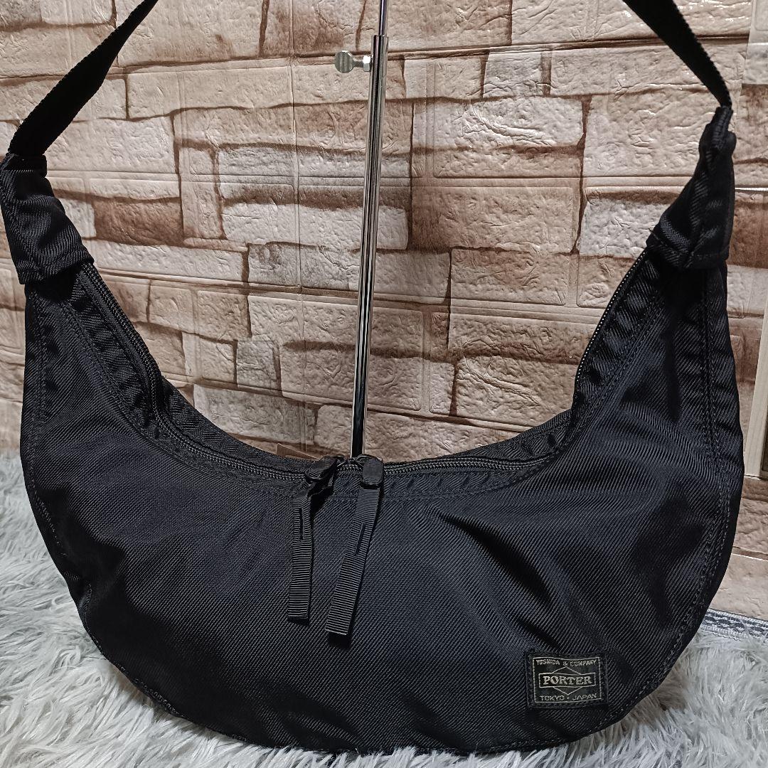 ポーター ハーフムーン ショルダーバッグ PORTER 黒 三日月 PORTER ポーター ハーフムーンバッグ ブラック : カインドオルYahoo!店