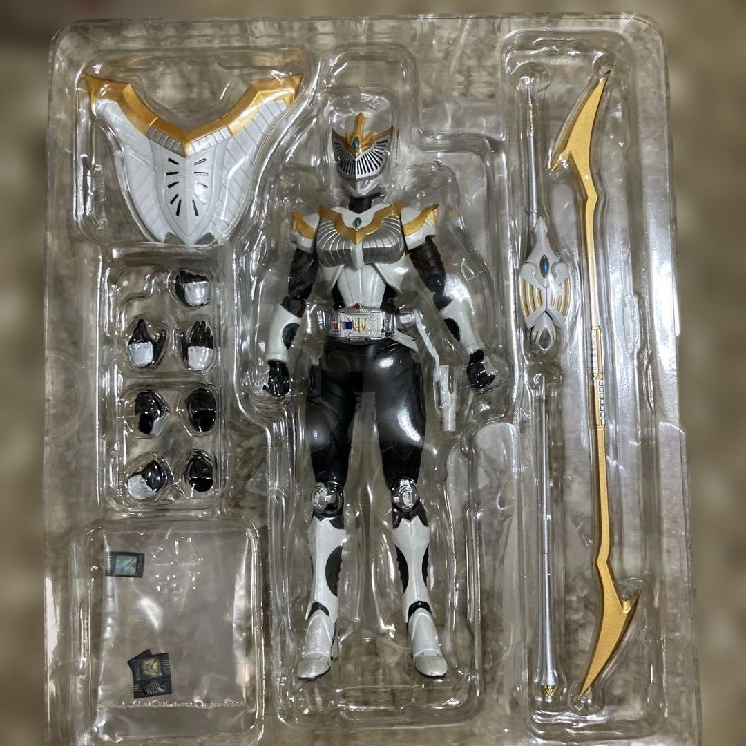 s.h.figuarts 仮面ライダー　ファム　開封美品 龍騎