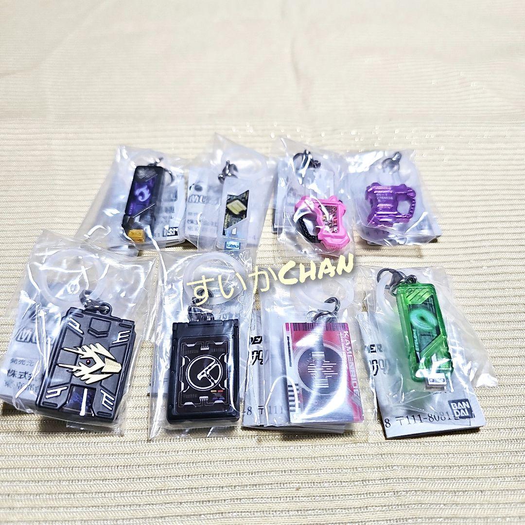 仮面ライダーシリーズ めじるしアクセサリー 全8種類コンプ ガチャ ③ 仮面ライダー」シリーズのめじるしアクセサリー第3弾がガシャポン