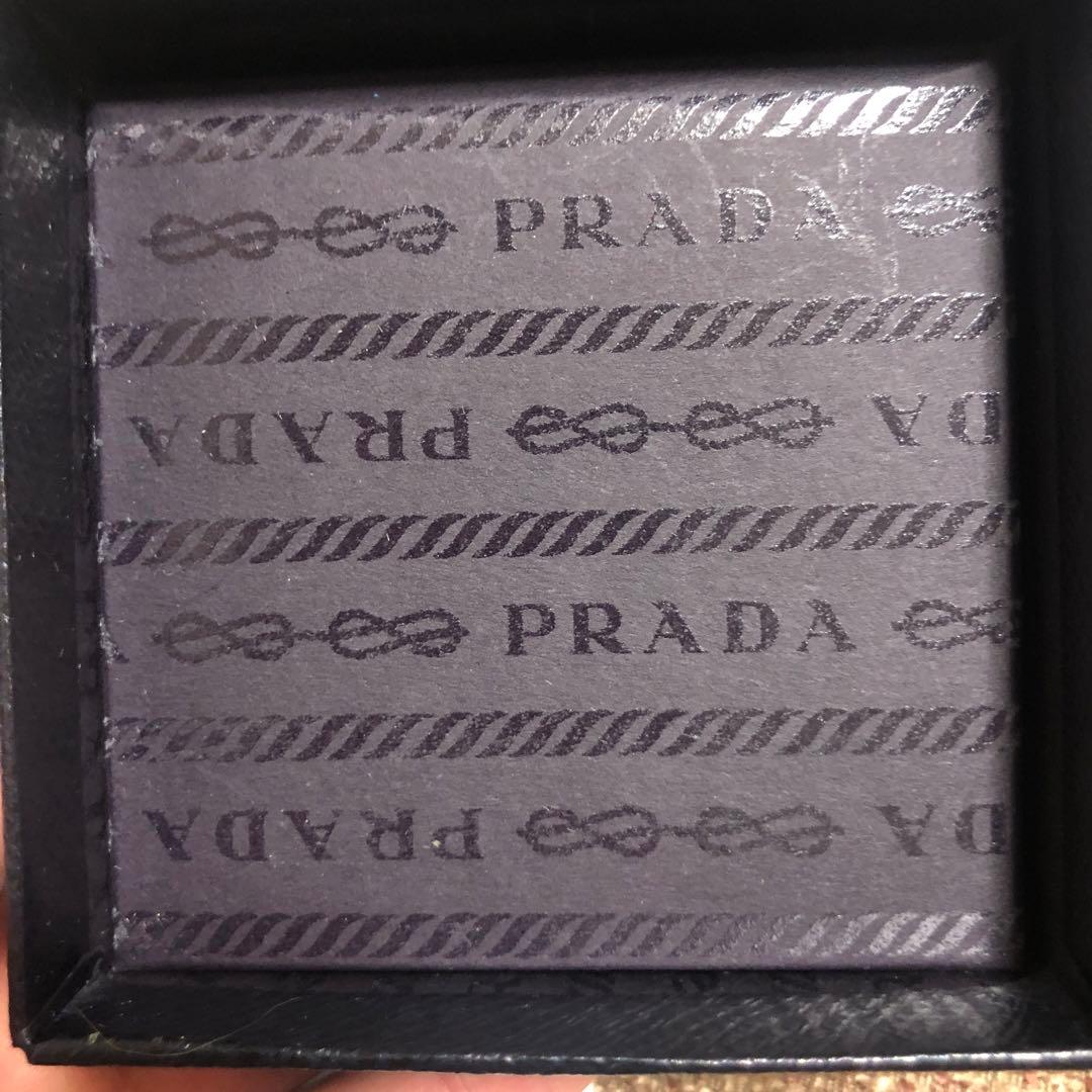 PRADA スカルデザイン キーホルダー 箱付き