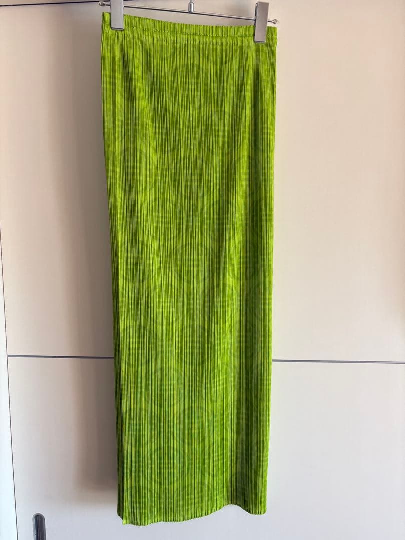 PLEATS PLEASE 総柄 スカート 中古・古着通販】PLEATS PLEASE (プリーツプリーズ) 柄切替ロング