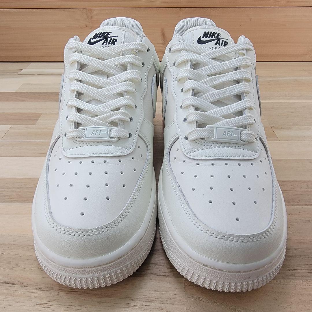 ナイキ ウィメンズ エアフォース1 ’07 エッセンシャル 24.5cm