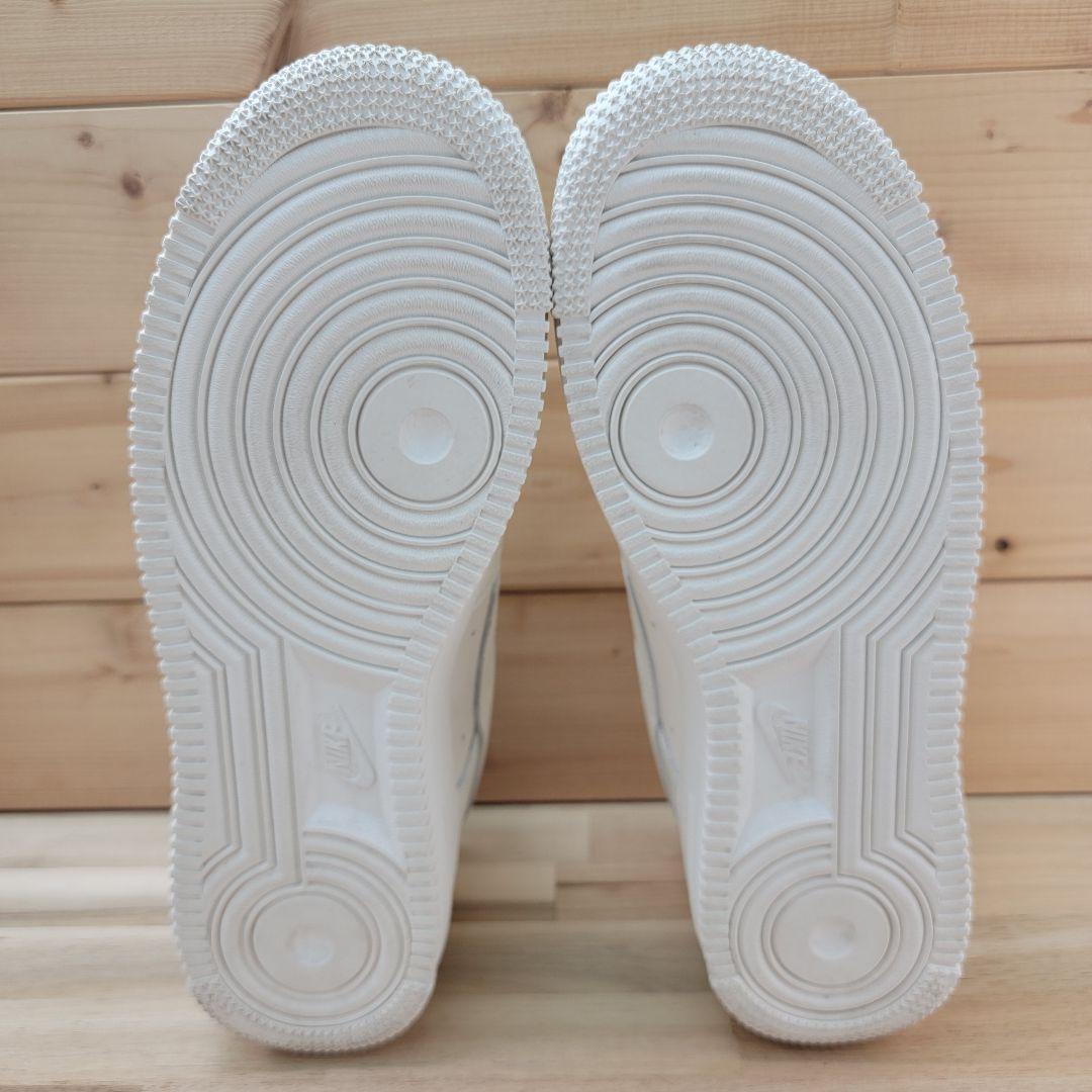 ナイキ ウィメンズ エアフォース1 ’07 エッセンシャル 24.5cm