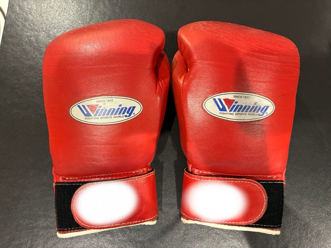 美品】Winning ボクシンググローブ 8oz 赤 - メルカリ