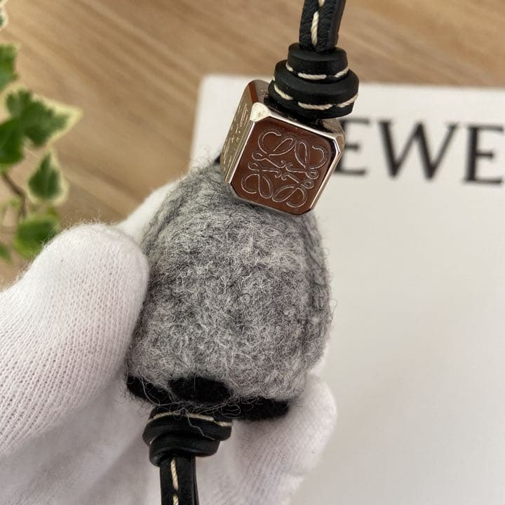 ロエベ LOEWE ベビーペンギンバッグチャーム アナグラムダイス