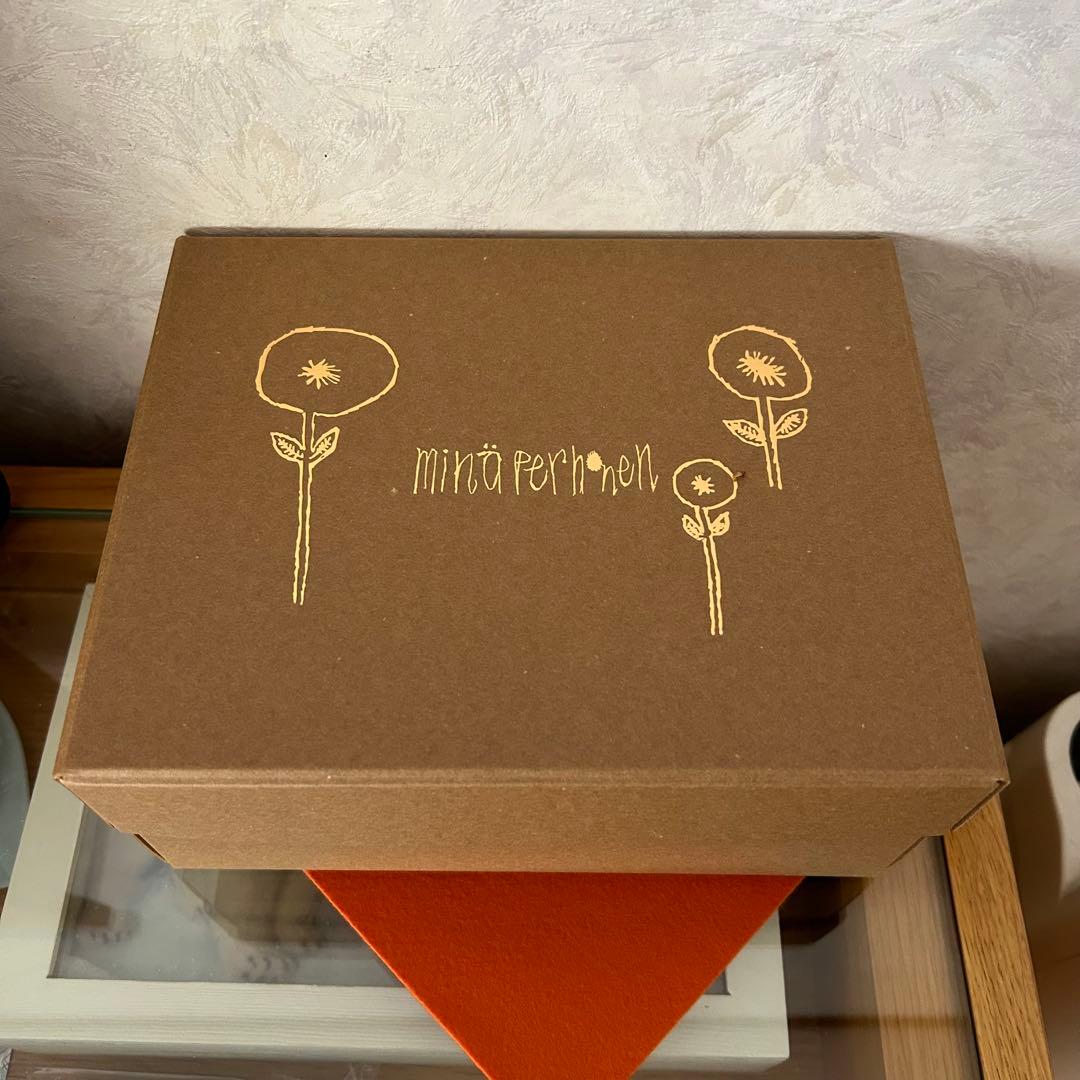 美品・レア】久保裕子作品 【魚も水も楽しむ花器】(小) - メルカリ