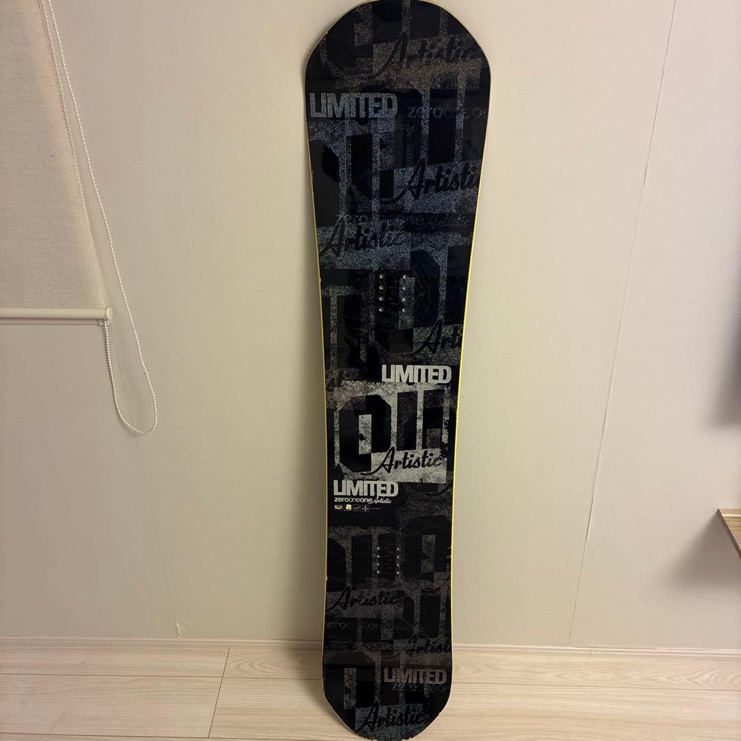 LIMITED Artist スノーボード ブラック/グレー Mountain Twin Far East Limited - Snowboards 23/24 | Jones