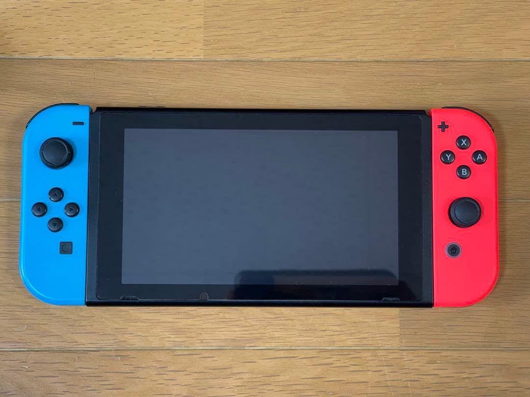 Nintendo Switch 本体 赤/青 コントローラー2つ付きの通販はau PAY