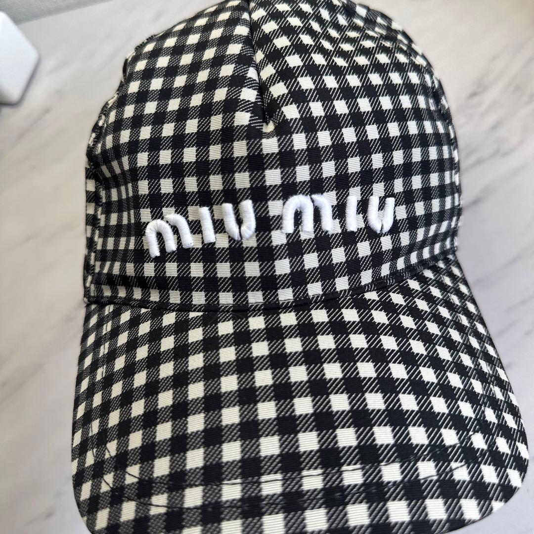 ミュウミュウ miumiu ギンガムチェック キャップ Sサイズ - メルカリ