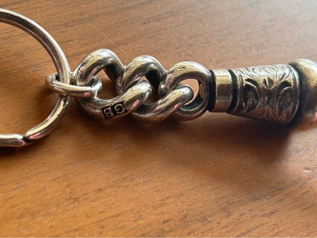 アンチドートバイヤーズクラブ キーチェーン cootie キーリング - メルカリ