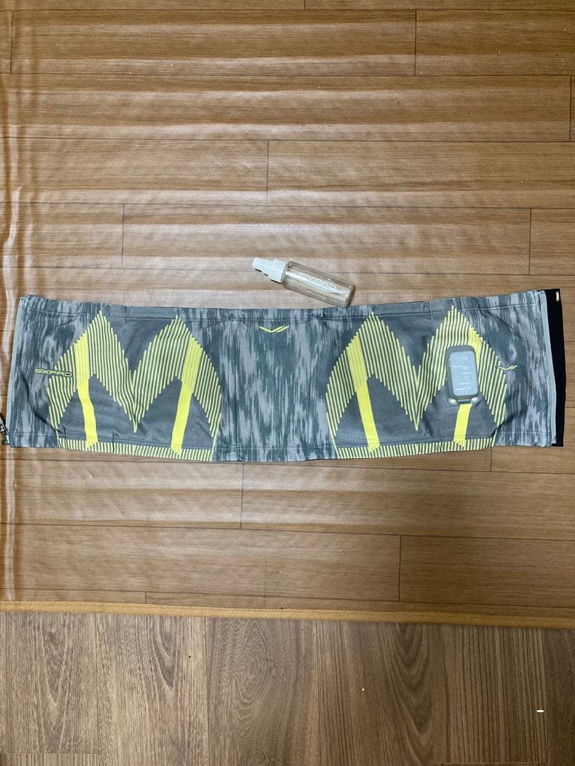 シックスパッド　パワースーツコアベルト　グレー　M コントローラー付き 月額3,980円レンタルプラン：MTG SIXPAD シックスパッド パワースーツ