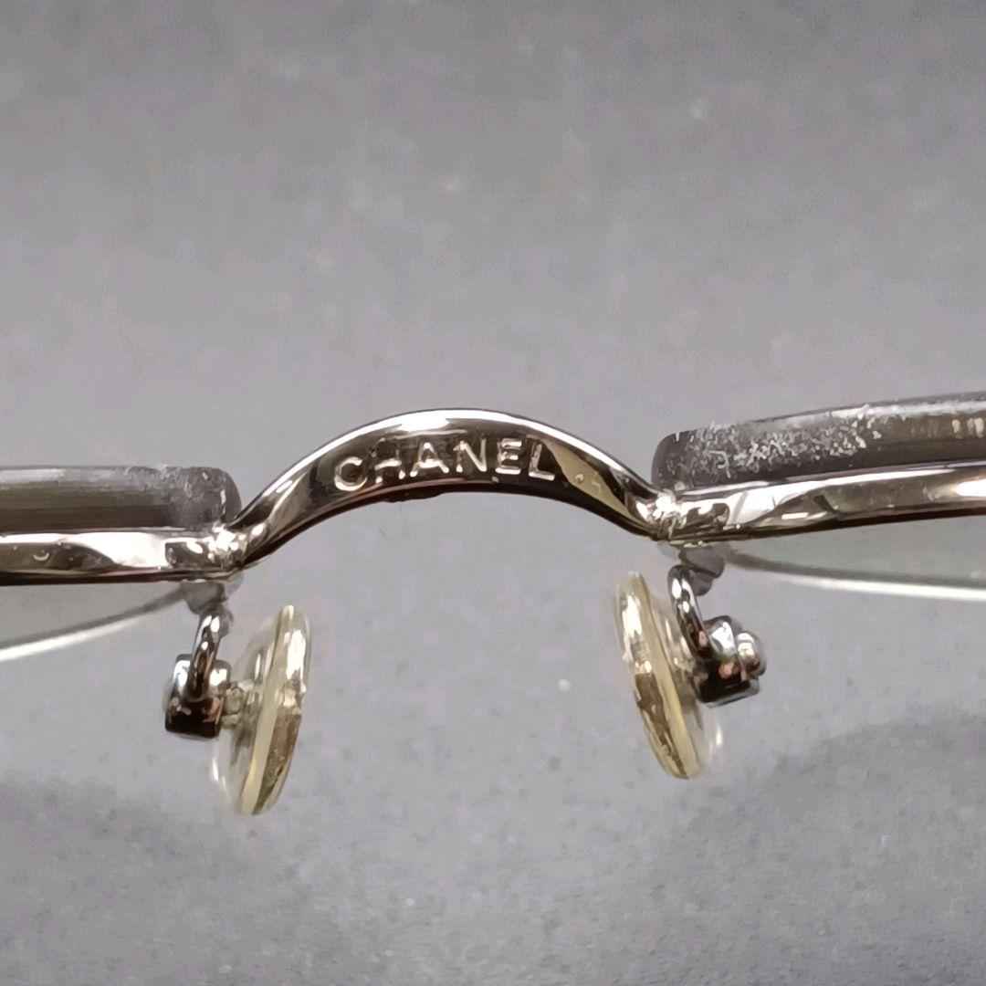 シャネル グラデーション サングラス ココマーク レザーチェーン