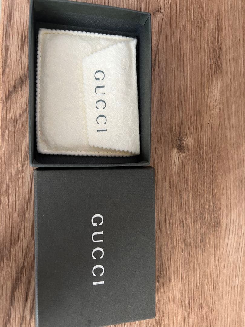 値下げしました】GUCCI シルバーフープピアス 箱、収納袋付き - メルカリ