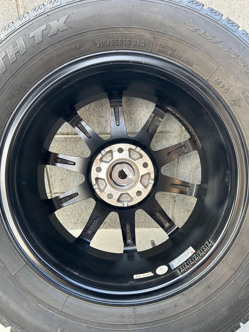 美品！送料込み！値下げ交渉可】23年製 スタッドレスタイヤホイール4本