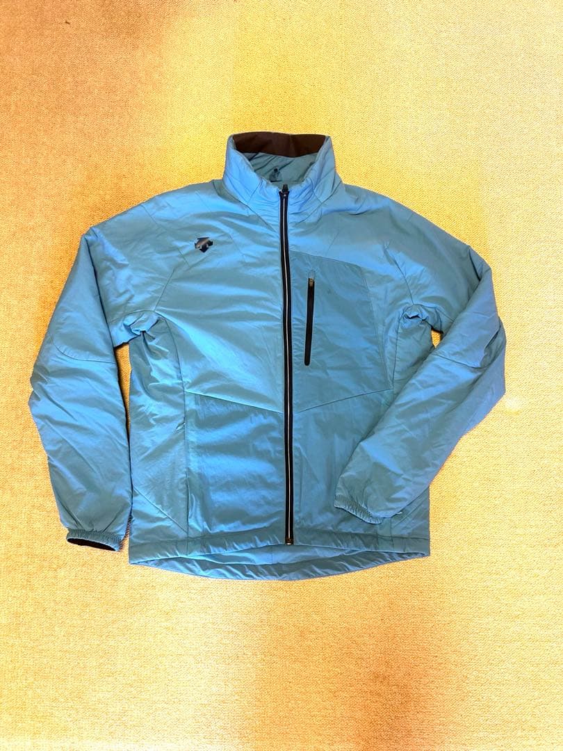 チームデサント　中綿ミドラー DESCENTE（デサント）の「【デサントアスレチック】ZERO STYLE