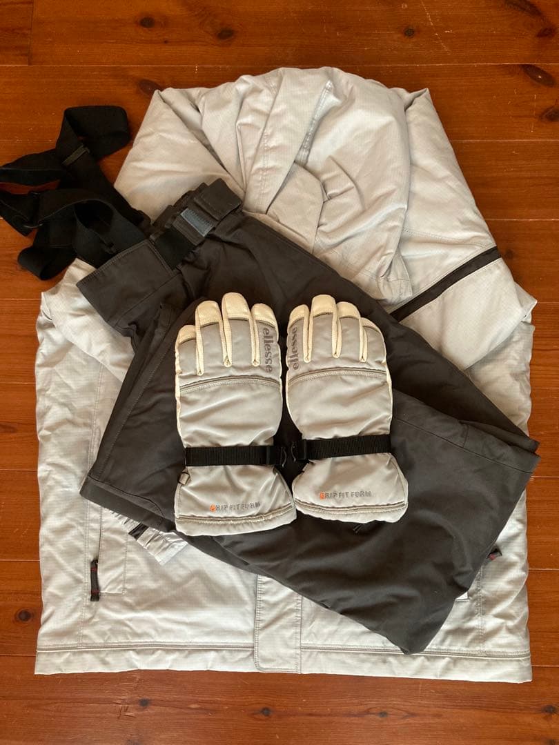 PHENIX（エレッセの手袋おまけ）　男性用Lサイズ　白×ダークグレー PHENIX（エレッセの手袋おまけ） 男性用Lサイズ 白×ダークグレー