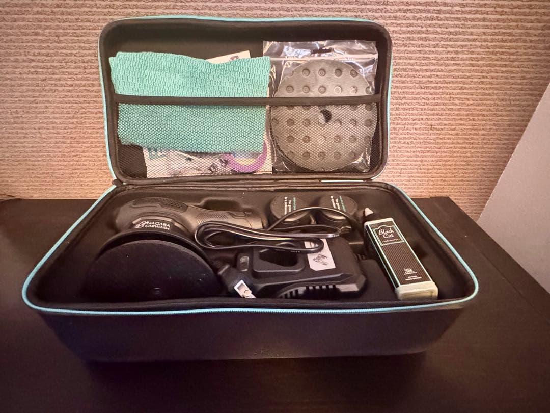 【ながら洗車】イージーポリッシュ Black Edition 【ポリッシャー】 ながら洗車、イージポリッシュブラックで磨く！ | ホビジョイ！！