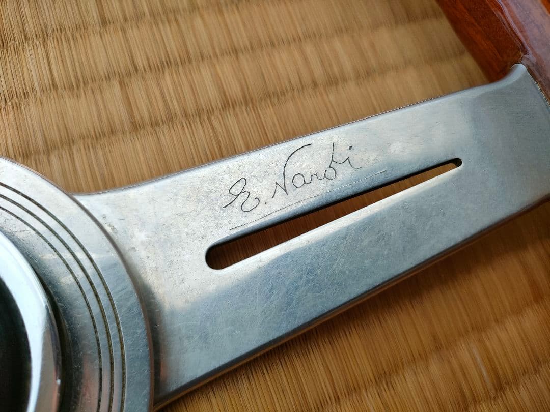 ウッド ステアリング NARDI 32.5パイナルディ ステアリング 32パイ