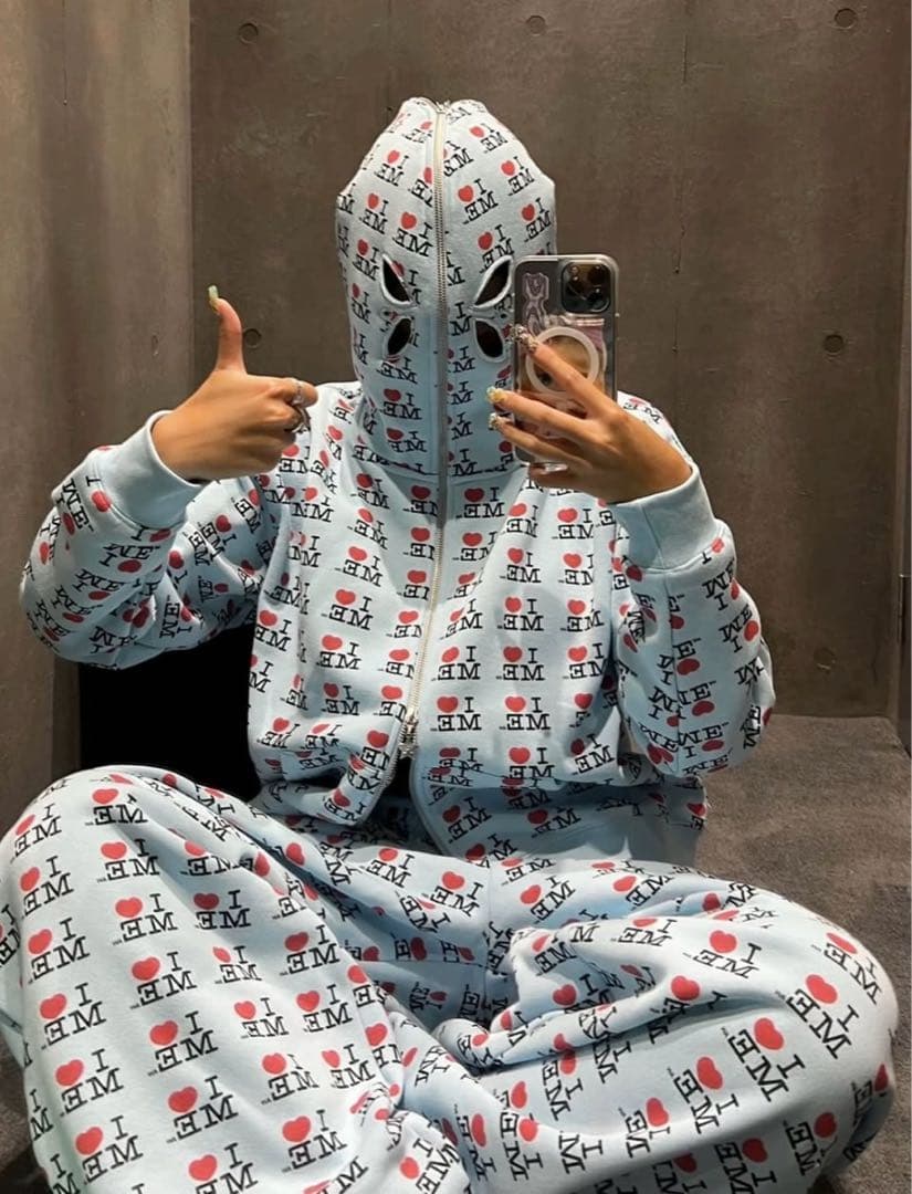 廃盤 Ashley Williams I ♥︎ ME 水色 パーカー - メルカリ