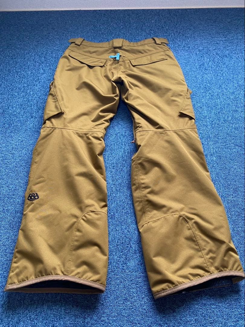 686 Infinty Insulatad 22-23 スノーボードウェア