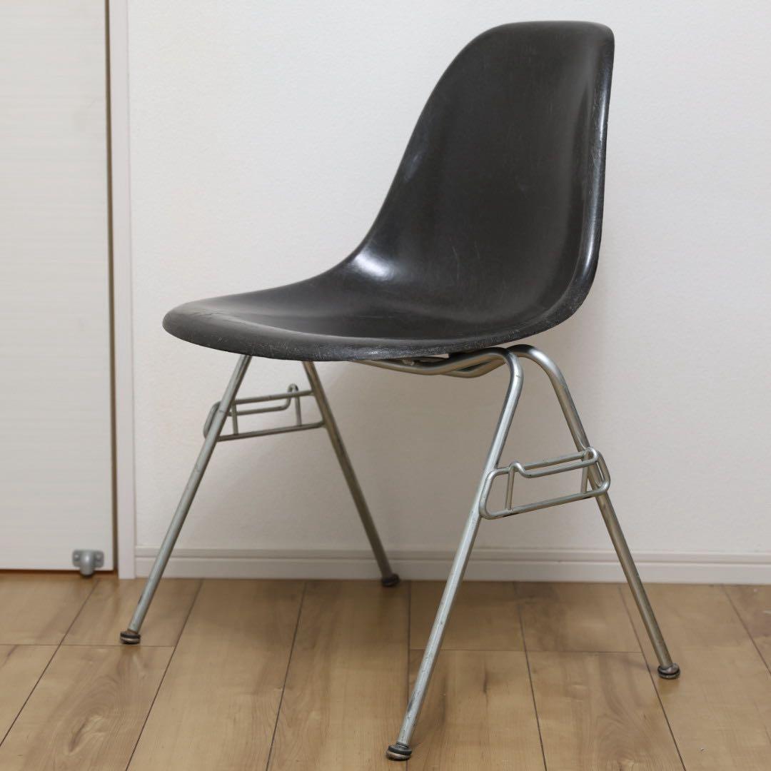 イームズ　サイドシェルチェア　ブラック　スタッキングベース　ハーマンミラー サイドシェルチェア スタッキングベース｜ハーマンミラー Herman