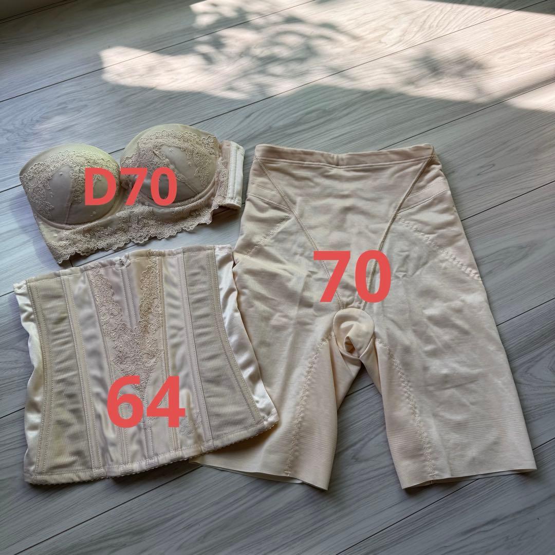 フォーシスアンドカンパニー ブライダルインナー - メルカリ