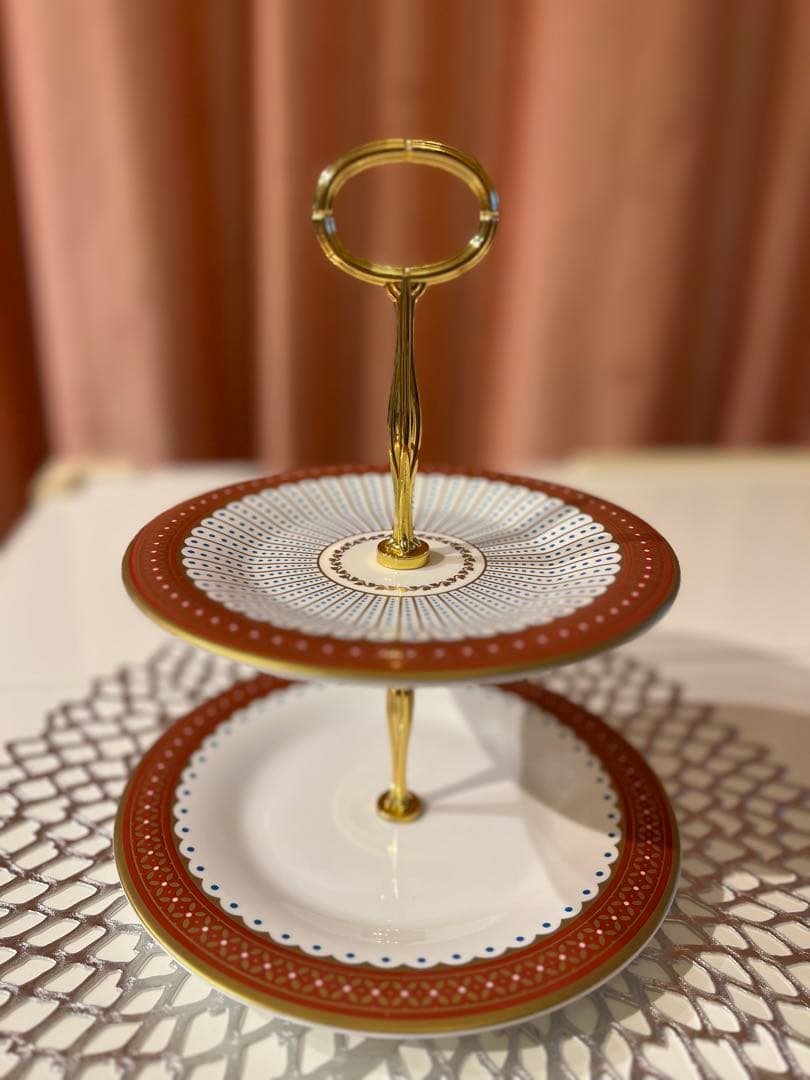 ウェッジウッド　アフタヌーンティープレート　２段 ザ・リッツ・カールトン大阪×ウェッジウッドのアフタヌーンティー第2弾