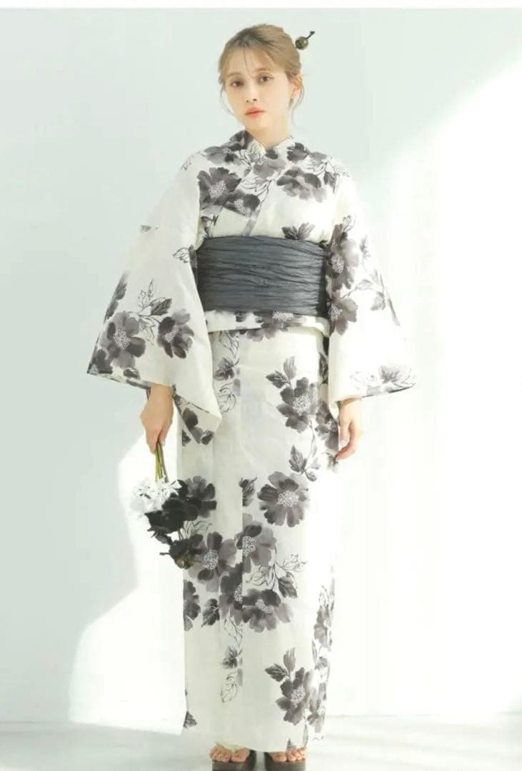 Dita 京の水墨画　浴衣　美品　帯　セット　モノトーン浴衣　黒浴衣　ディータ y2312602】浴衣 レディース 兵児帯 2点セット 古典柄 人気のモノトーン