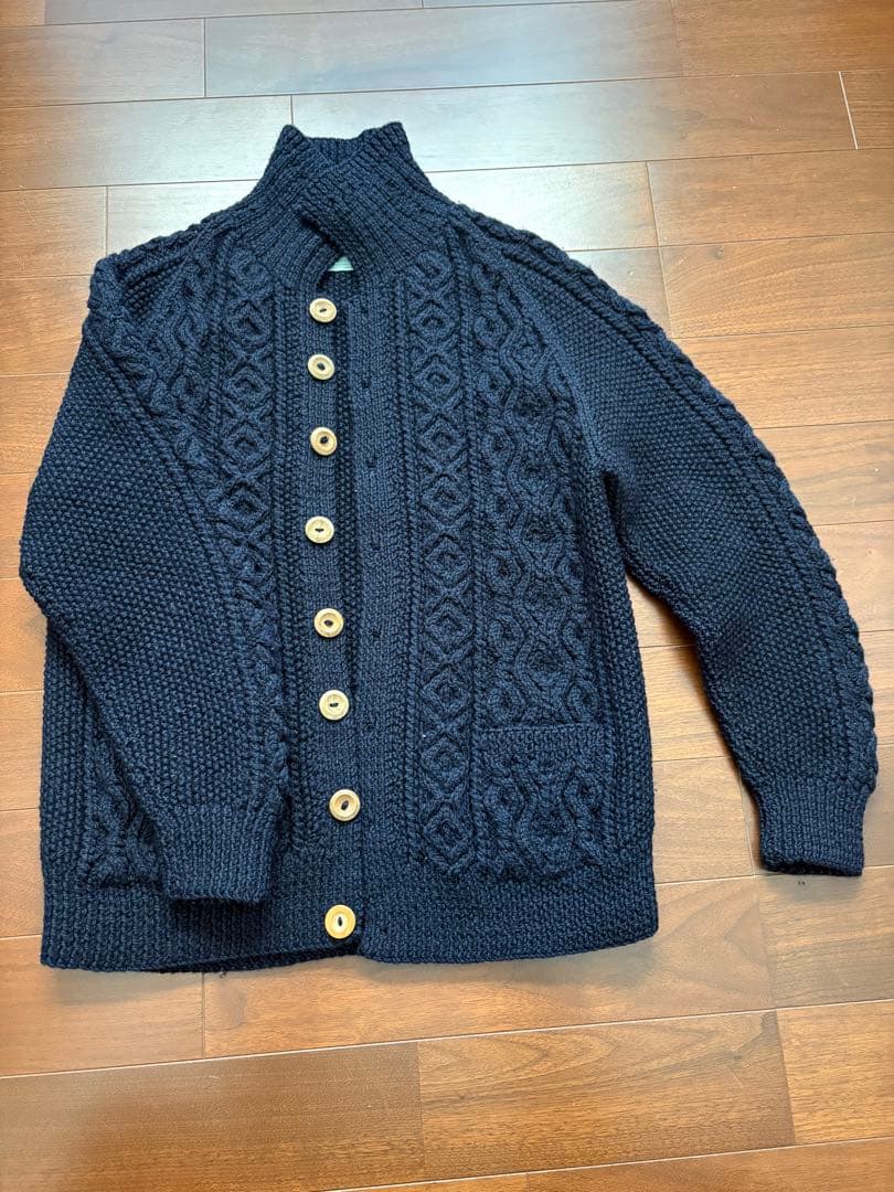 インバーアランニット STRATHTAY by インバーアラン INVERALLAN ブラック 1A アラン セーター