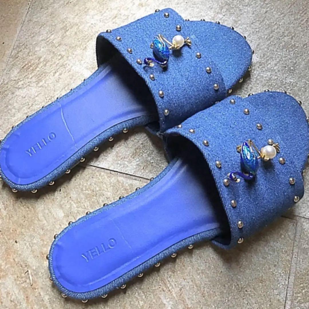 即完売品 yello chillout sliders#星あや#浜崎あゆみ愛用 - メルカリ