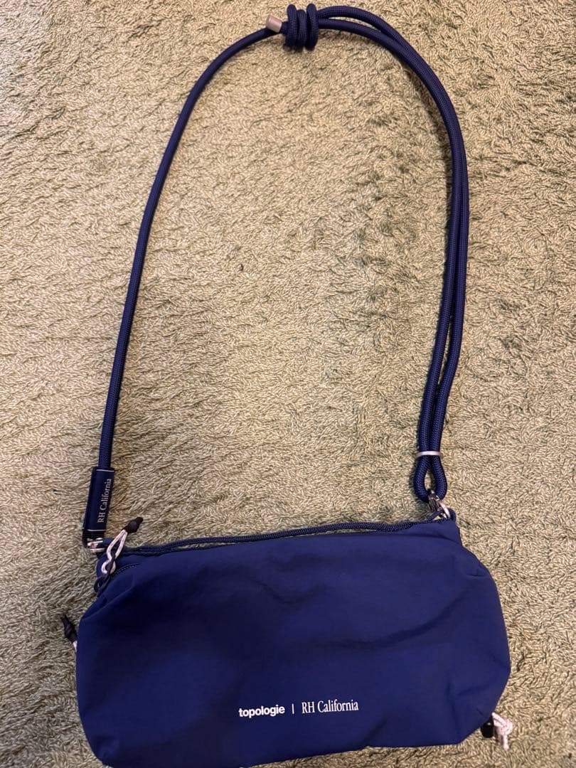 topologie サコッシュ ネイビー RH California - メルカリ