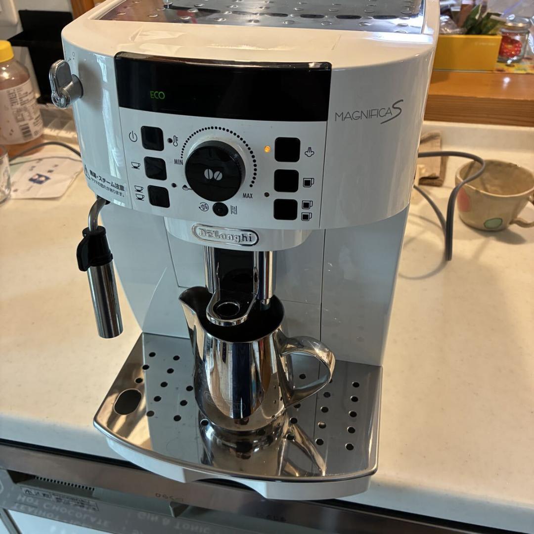 【ジャンク】デロンギ マグニフィカS ECAM22112W 全自動コーヒーマシン デロンギ（DeLonghi） マグニフィカ イーヴォ 全自動コーヒーマシン