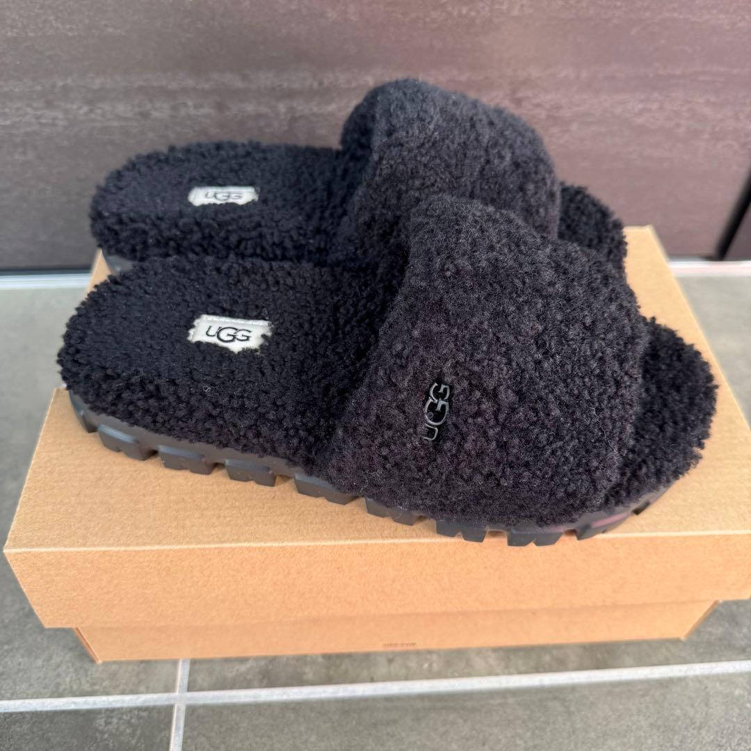 UGG★ボアサンダル　23cm backyard_ugg1019065k