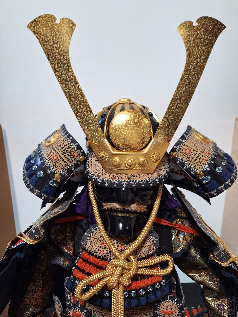 U*i様 稚児等身大鎧兜、五月人形、兜、稚児鎧兜、着用鎧兜 - メルカリ