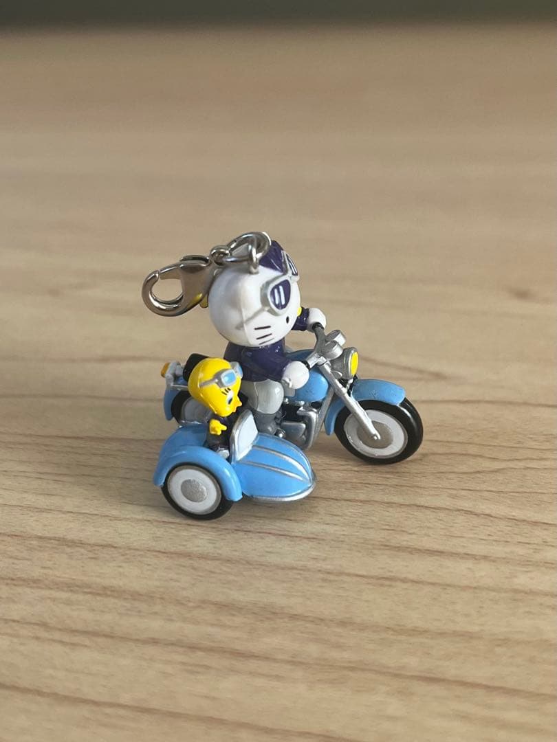 希少レア】ハローキティ トゥイティー コラボ サイドカーバイク