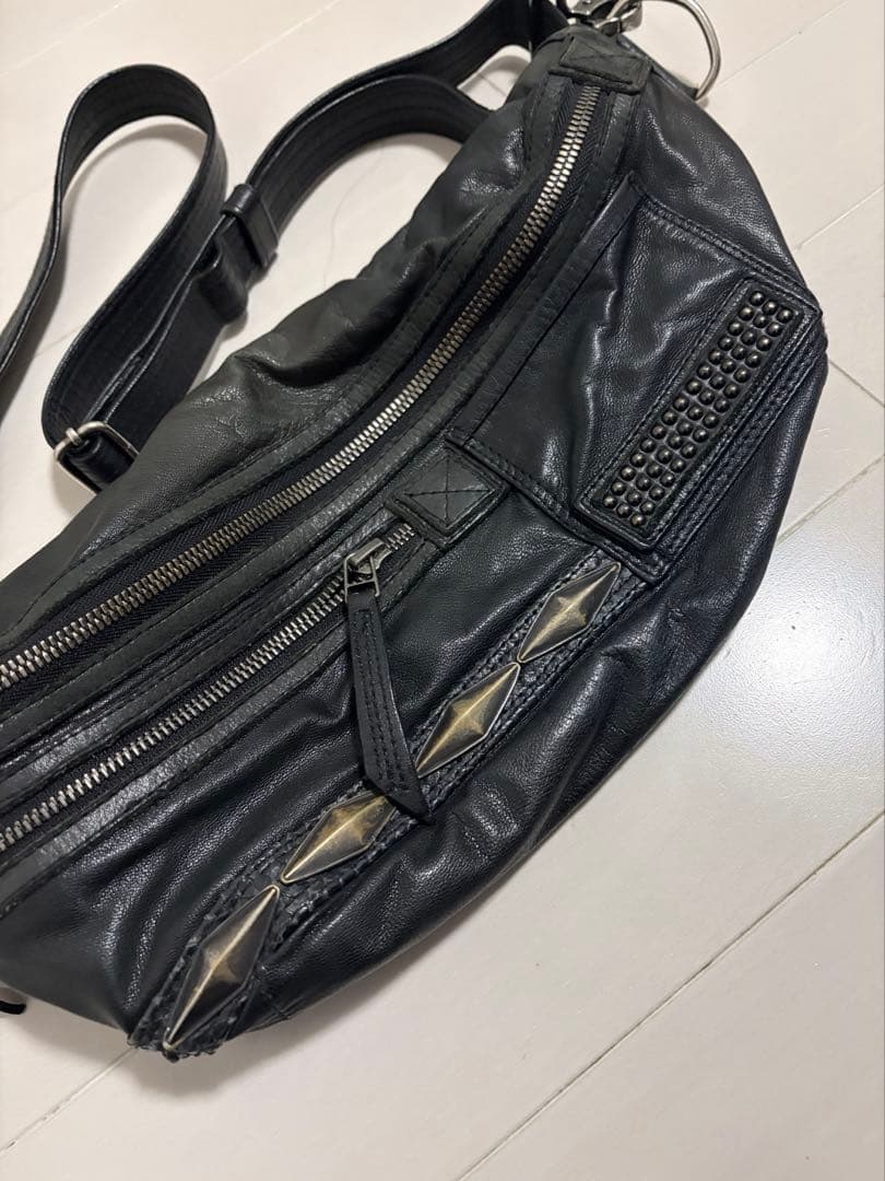 kmrii レザー スタッズ ショルダー バッグ archive v系 - メルカリ