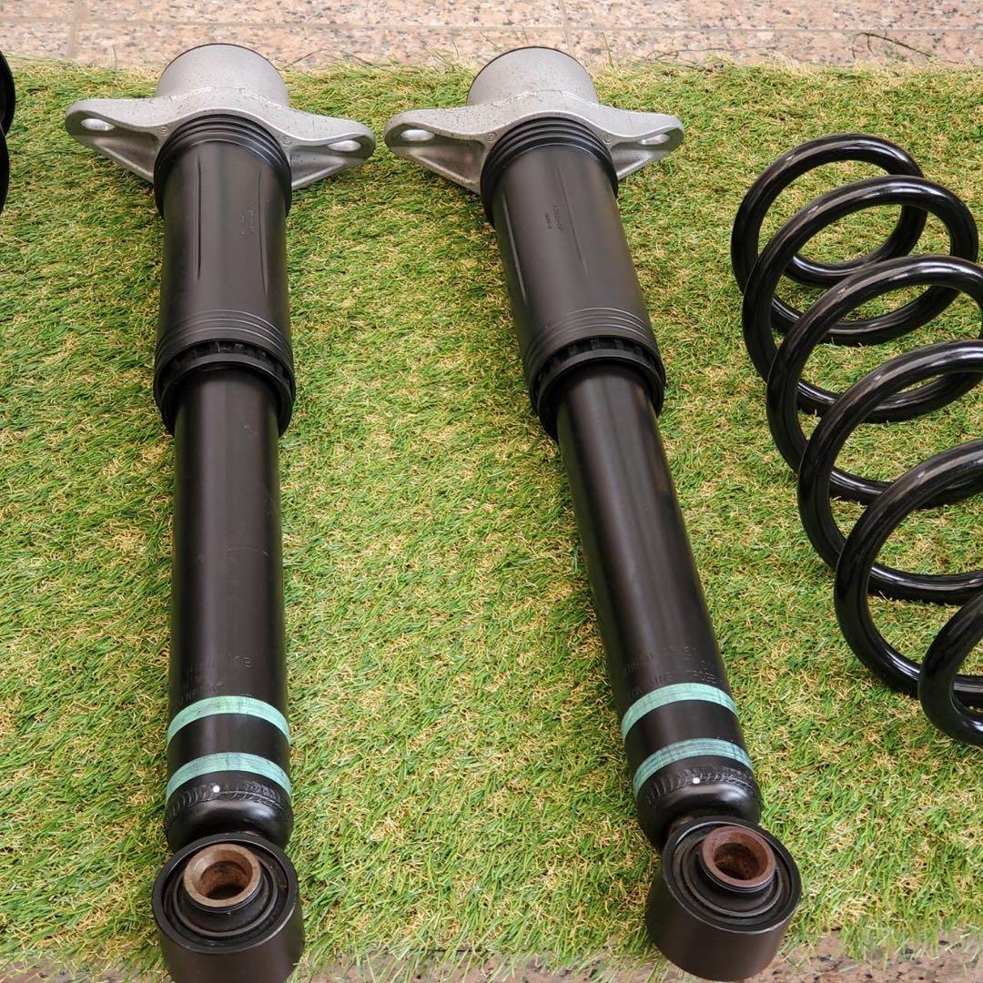 プリウスPHV(ZVW52)サスペンションキット 一式 2202520