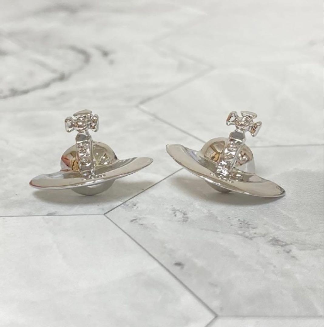 Vivienne Westwood｜ソリッドオーブピアス シルバー - メルカリ