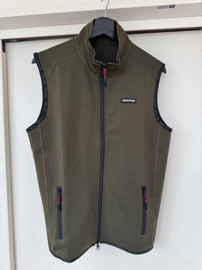 BRIEFING GOLF ジップベスト 3Dロゴ 極美品 BRIEFING（ブリーフィング）の「【ブリーフィングゴルフ】MENS 3D LOGO