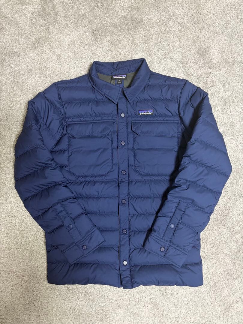 パタゴニア　サイレントダウンシャツ　ダウンジャケット　ネイビー　S 中古・古着通販】Patagonia (パタゴニア) ダウンジャケット ネイビー