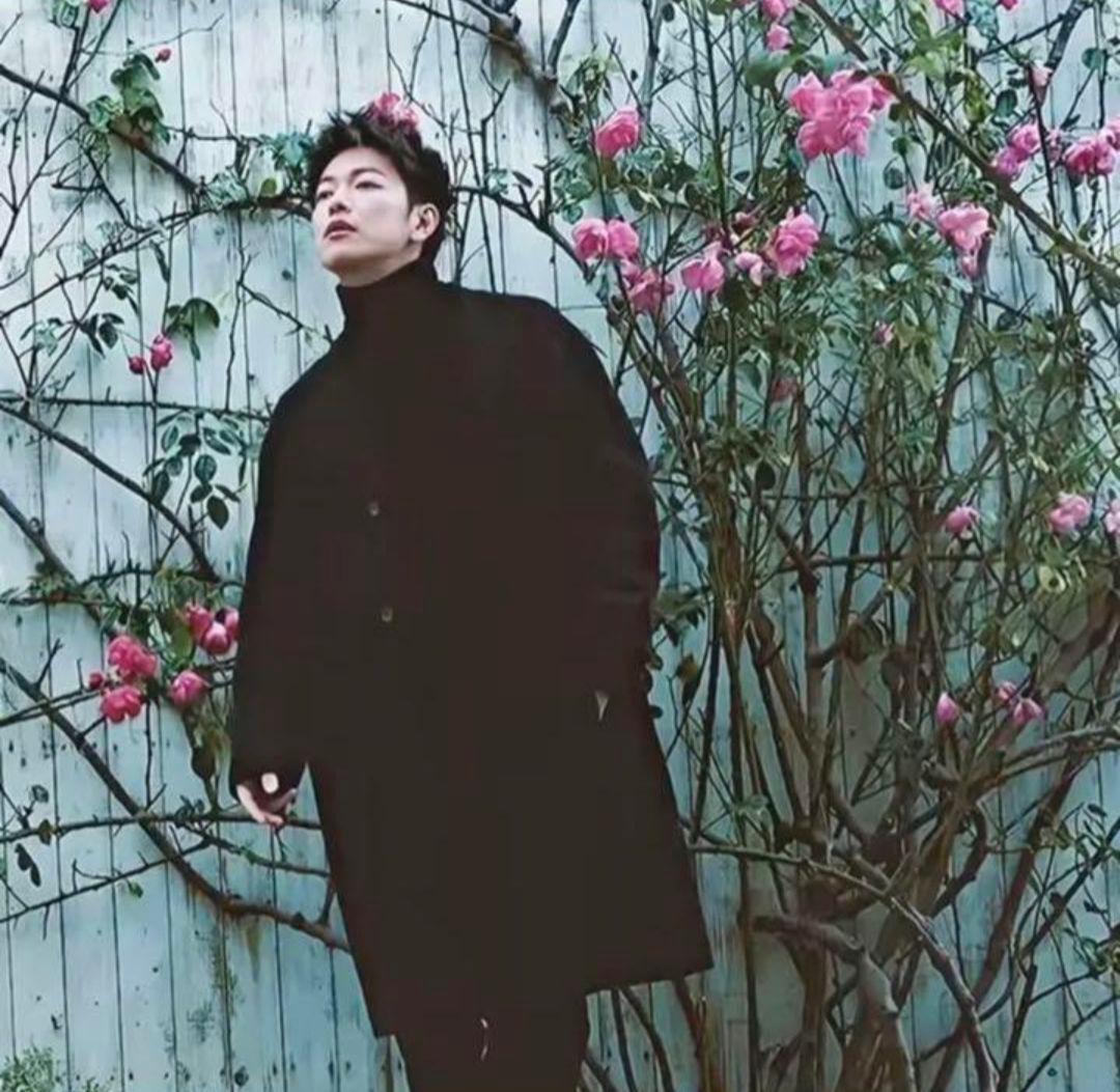 激レア/希少/上質】佐藤健 abyts ウールコート S ブラック - メルカリ