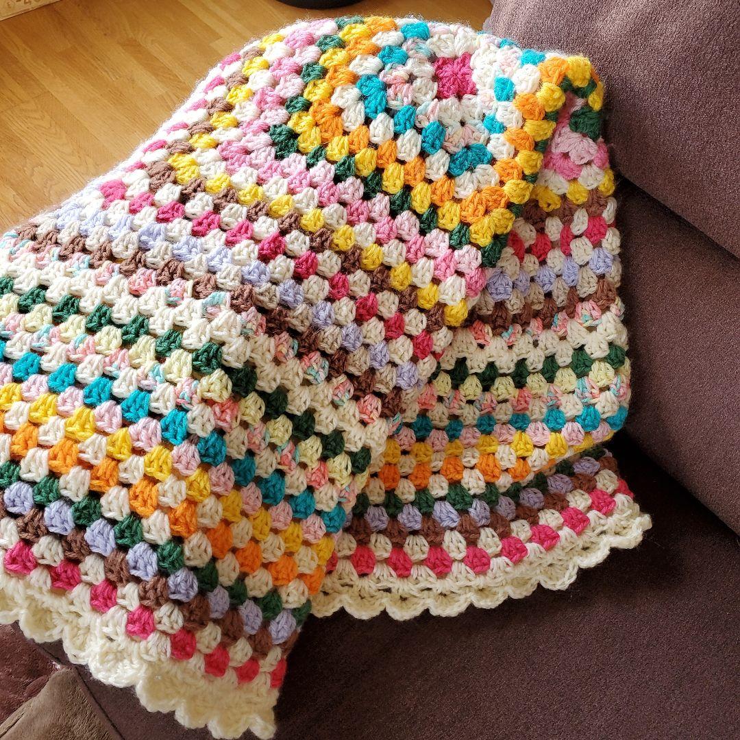 手編み♡モチーフ編み♡ブランケット♡レトロポップ♡オフ白 手編み♡モチーフ編み♡ブランケット♡レトロポップ♡オフ白 手編み