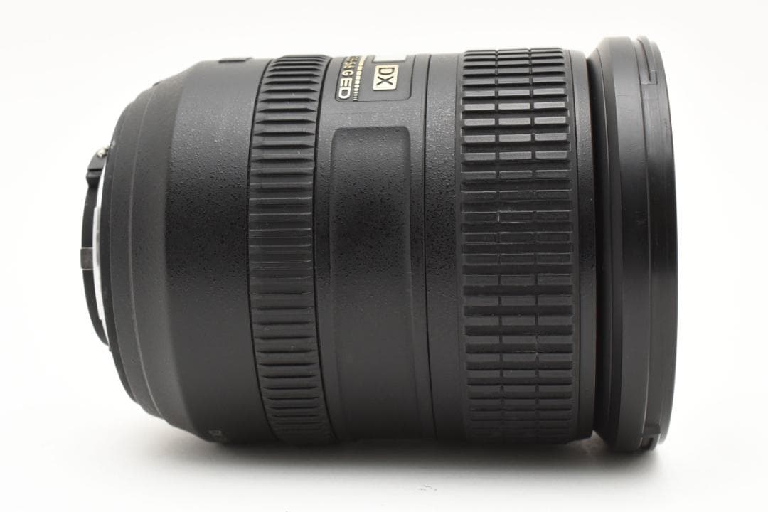 りすーぬ　Nikon　AF S DX 18 200 3.5 5.6G VR