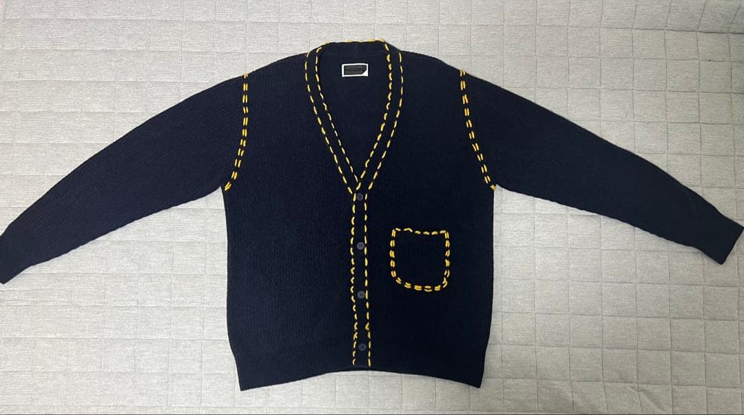 京本大我、吉沢亮着用PHINGERINPG1ステッチニットカーディガンLネイビー