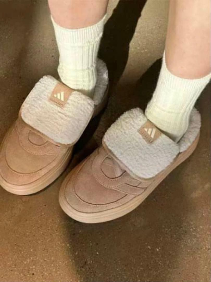 韓国限定✨激レア♡　adidas GRAND COURT MULE 23.5cm