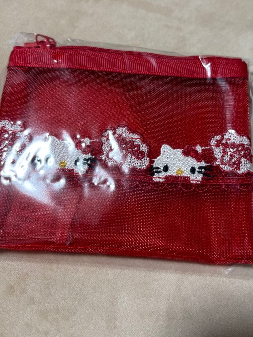 ハローキティ×近沢レース×ユナイテッドアローズコラボハンカチ ポーチ