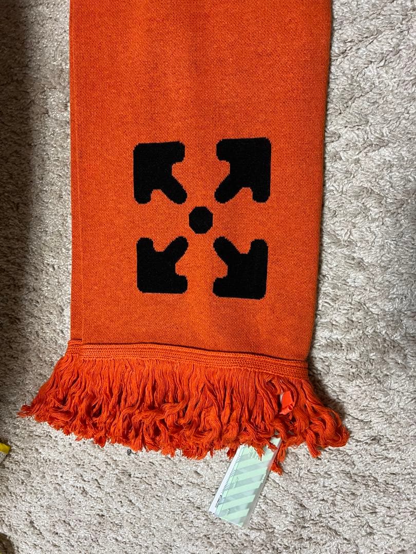 オフホワイト マフラー新品 off white（オフホワイト） マフラー Off White OMMA001R21KNI002 1001