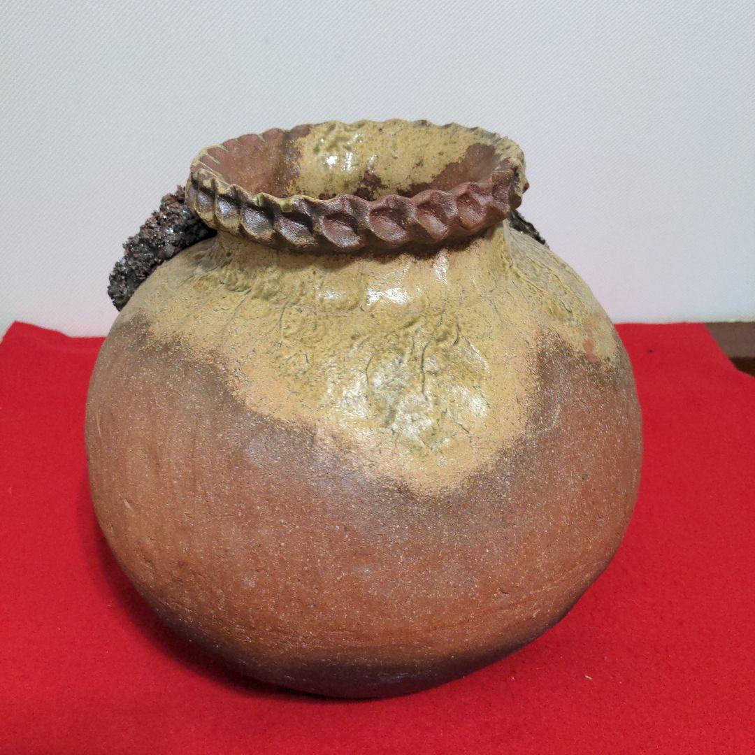 鈴鹿焼・萬古焼・杉野玉龍作・浮彫盛上山水風車図・壺・床飾り・飾り壺