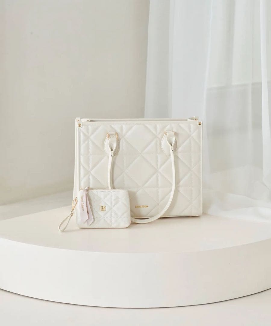 新品未使用 RoseMuse Quilting tote アイボリー Mサイズ 受注予約】quilting tote M – BUNNY APARTMENT